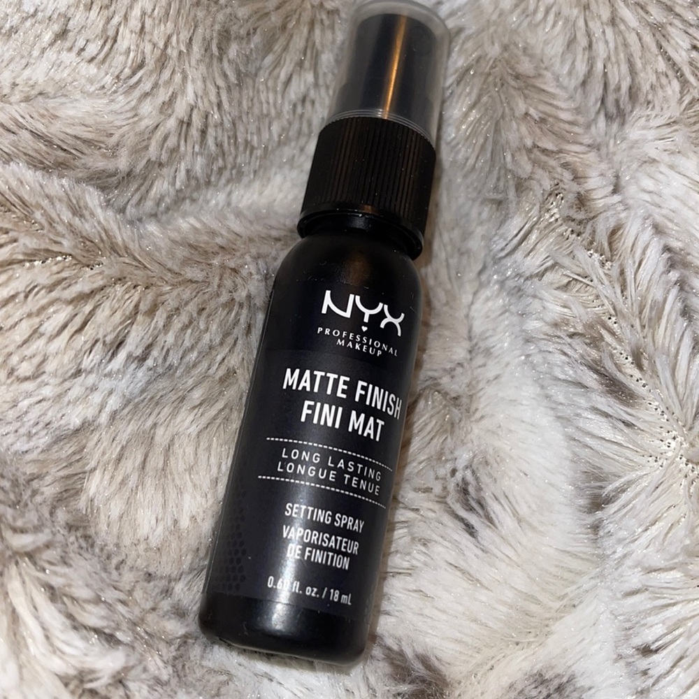 5/$25 🖤 NYX Matte Setting Spray
